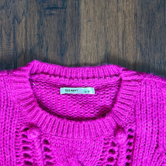 Old Navy sweater - Picture 2 of 3